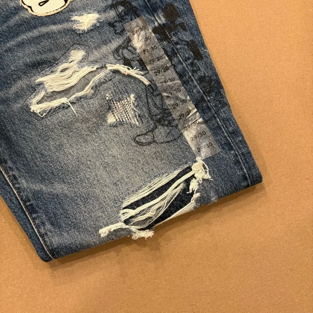 American Eagle x Disney Slim Fit Distressed Jeans Size 29 New With Tag